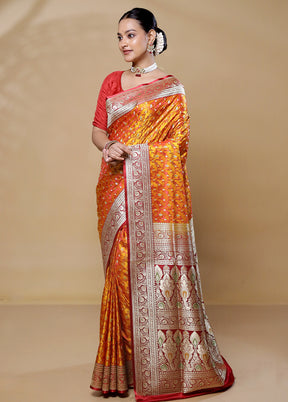 Yellow Handloom Tanchoi Pure Silk Saree With Blouse Piece