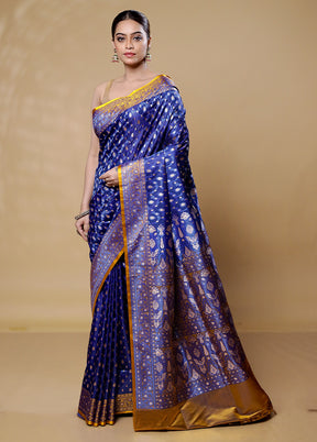 Blue Tanchoi Silk Saree With Blouse Piece