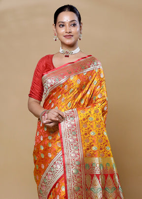 Yellow Handloom Tanchoi Pure Silk Saree With Blouse Piece