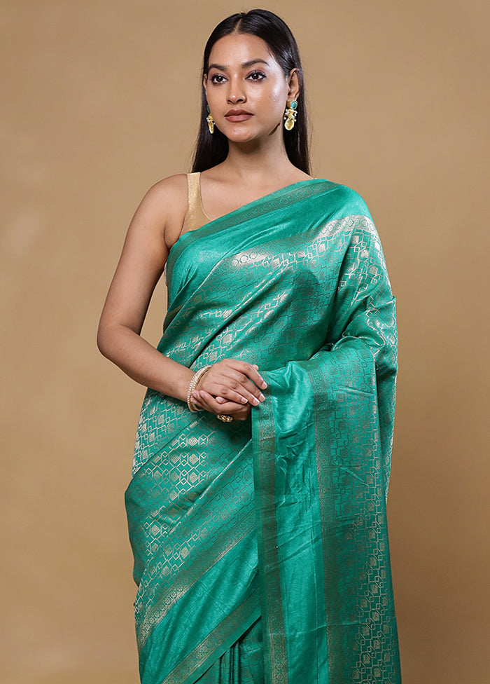 Green Dupion Silk Saree With Blouse Piece