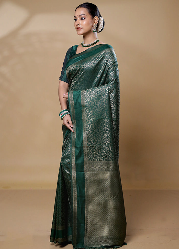 Green Dupion Silk Saree With Blouse Piece