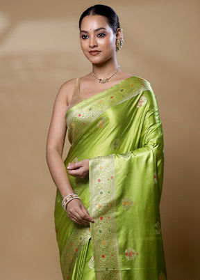 Green Dupion Silk Saree With Blouse Piece