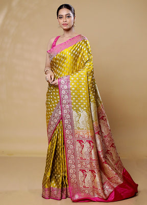 Yellow Handloom Banarasi Pure Silk Saree With Blouse Piece