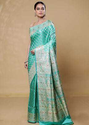 Green Handloom Banarasi Pure Silk Saree With Blouse Piece