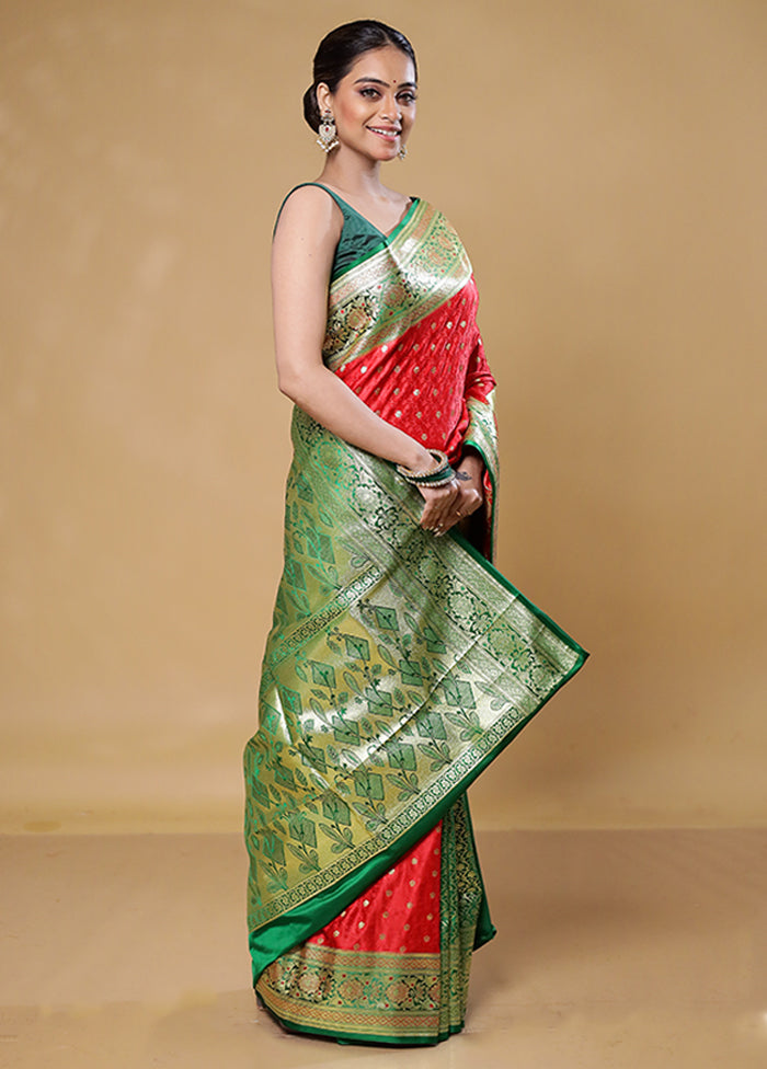 Red Tanchoi Silk Saree With Blouse Piece