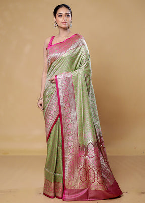 Green Tanchoi Silk Saree With Blouse Piece