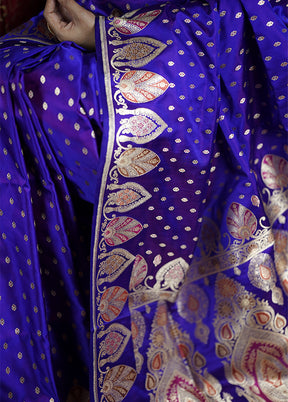 Purple Handloom Banarasi Pure Silk Saree With Blouse Piece