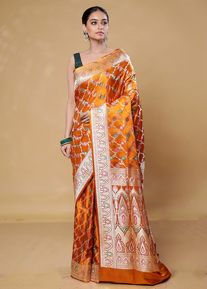 Yellow Handloom Banarasi Pure Silk Saree With Blouse Piece