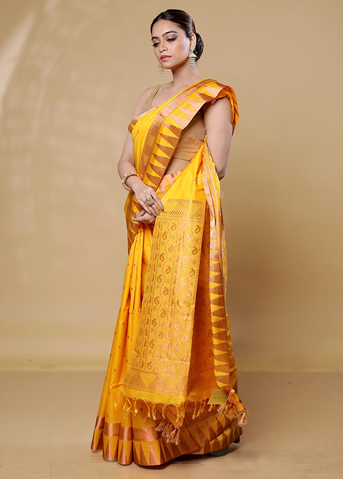 Yellow Kanjivaram Silk Saree With Blouse Piece