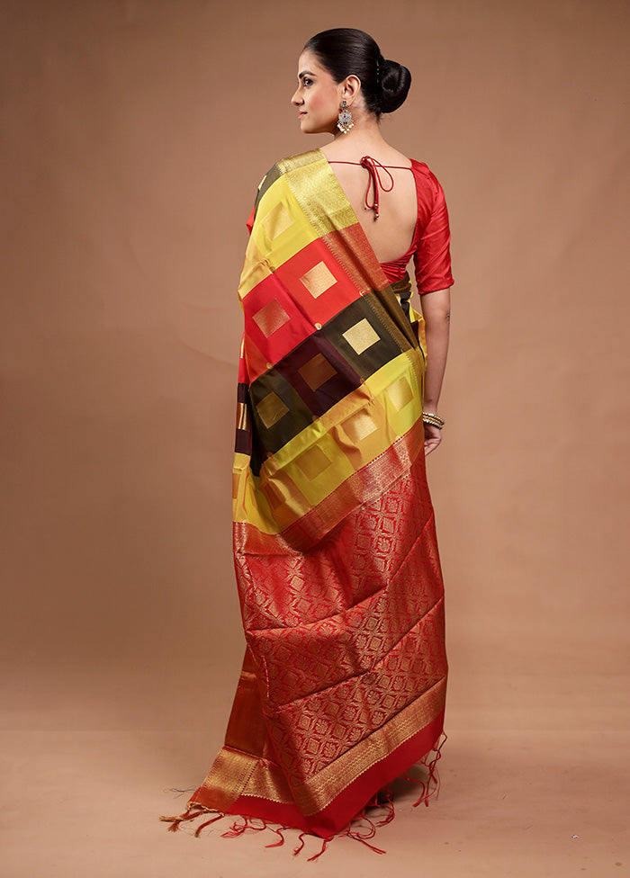 Yellow Kanjivaram Silk Saree With Blouse Piece