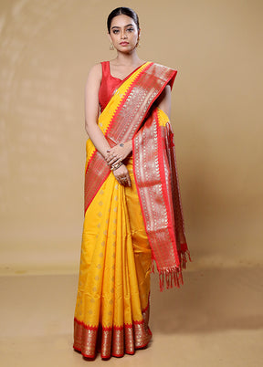 Yellow Kanjivaram Silk Saree With Blouse Piece