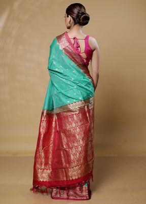 Green Kanjivaram Silk Saree With Blouse Piece