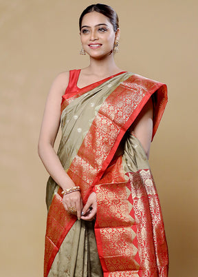 Green Kanjivaram Silk Saree With Blouse Piece