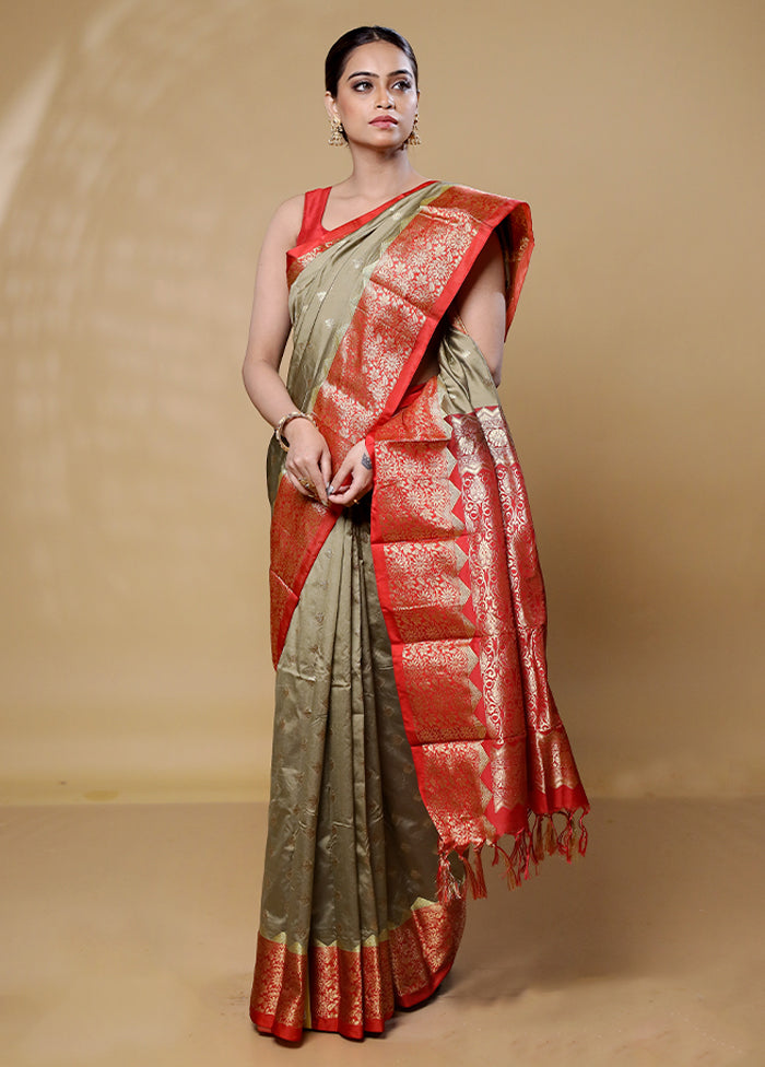 Green Kanjivaram Silk Saree With Blouse Piece