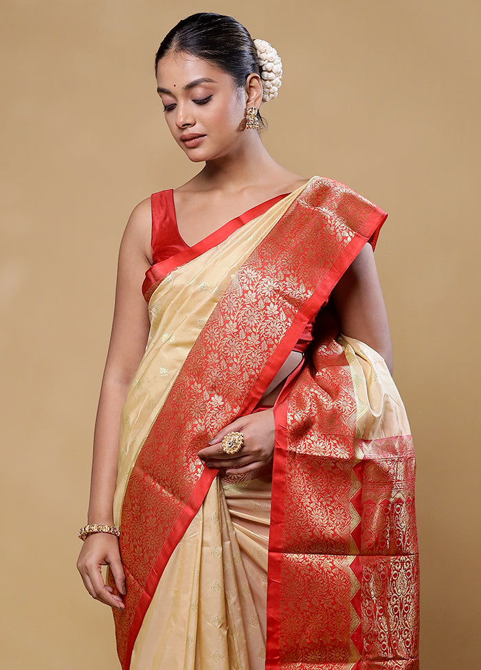 Yellow Kanjivaram Silk Saree With Blouse Piece