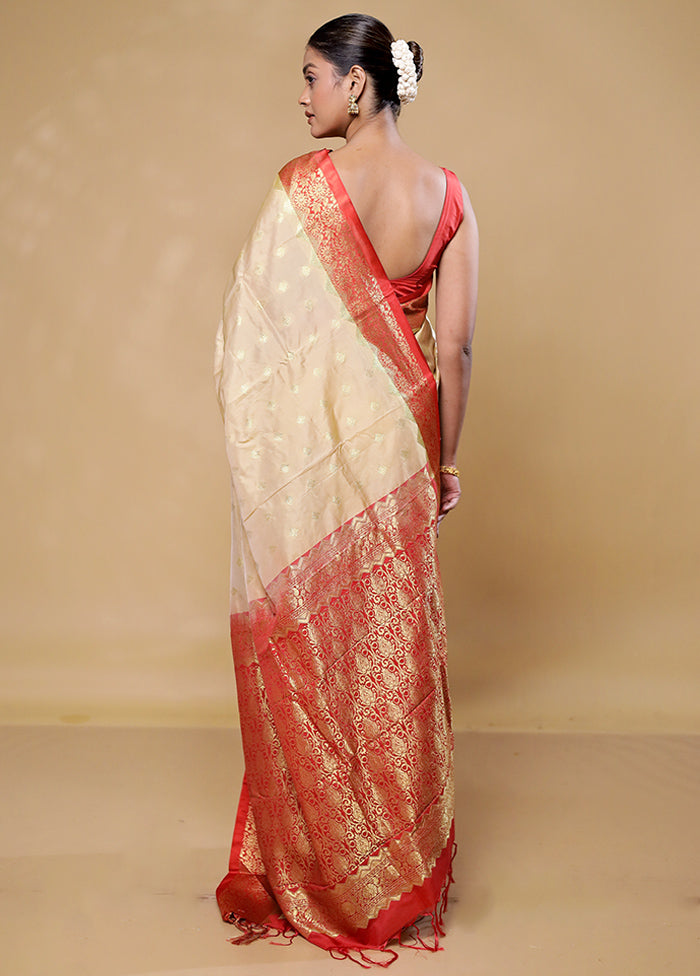 Yellow Kanjivaram Silk Saree With Blouse Piece