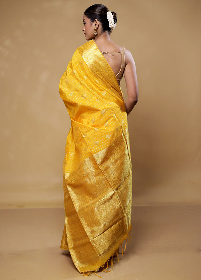 Yellow Kanjivaram Silk Saree With Blouse Piece