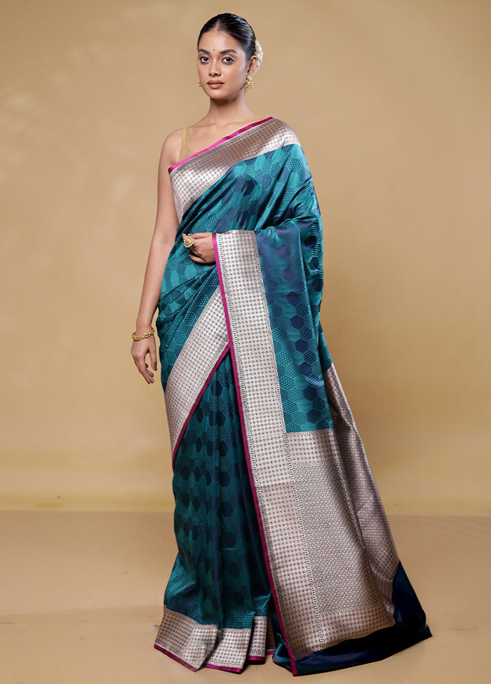 Blue Katan Silk Saree With Blouse Piece