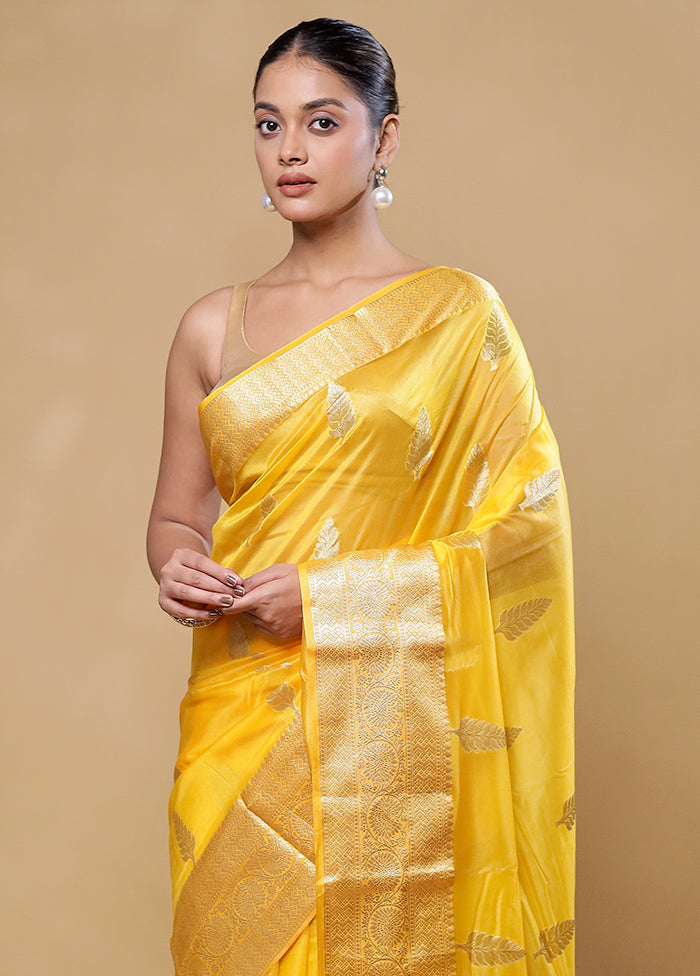 Yellow Kora Silk Saree With Blouse Piece