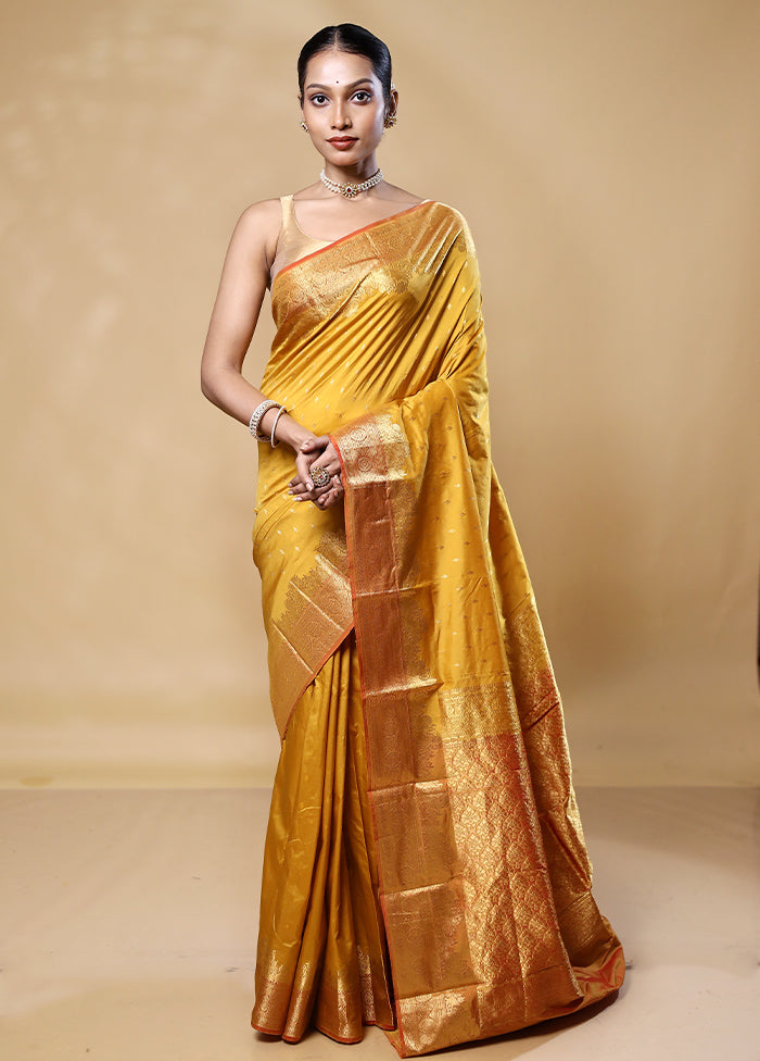 Yellow Handloom Kanjivaram Pure Silk Saree With Blouse Piece