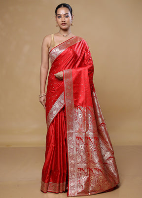 Red Banarasi Silk Saree With Blouse Piece