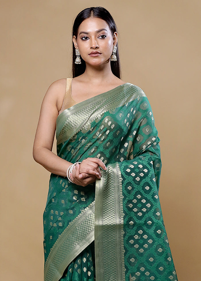 Green Cotton Saree With Blouse Piece