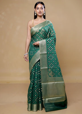 Green Cotton Saree With Blouse Piece