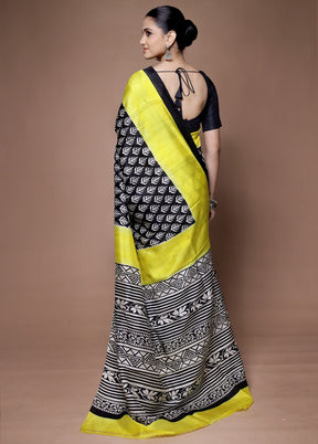 Yellow Printed Pure Silk Saree Without Blouse Piece