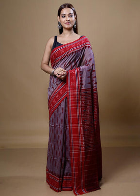 Red Pure Cotton Saree With Blouse Piece