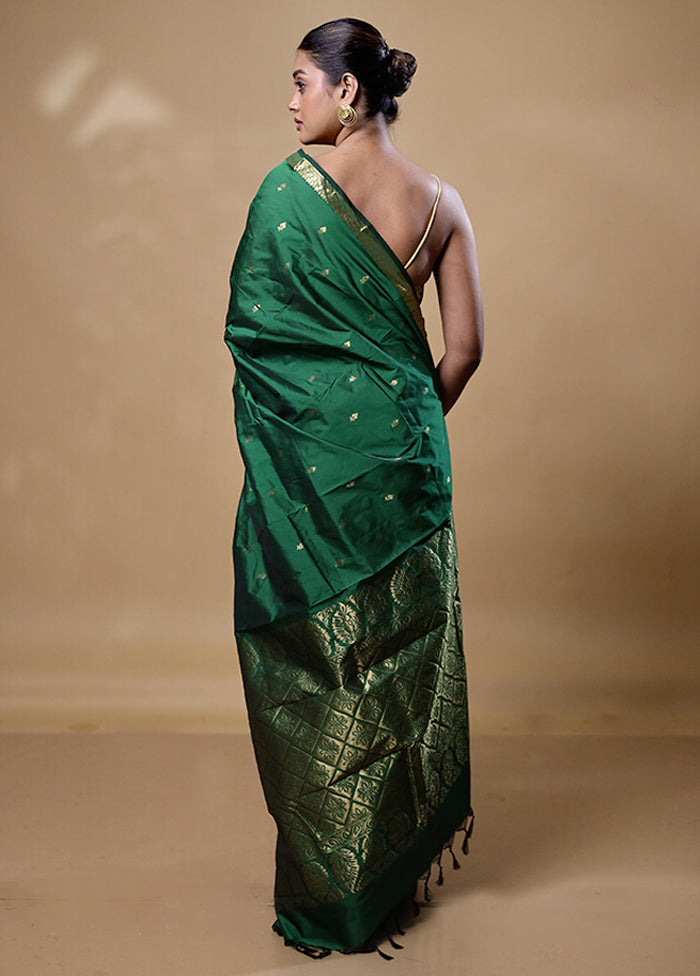 Green Kanjivaram Silk Saree With Blouse Piece