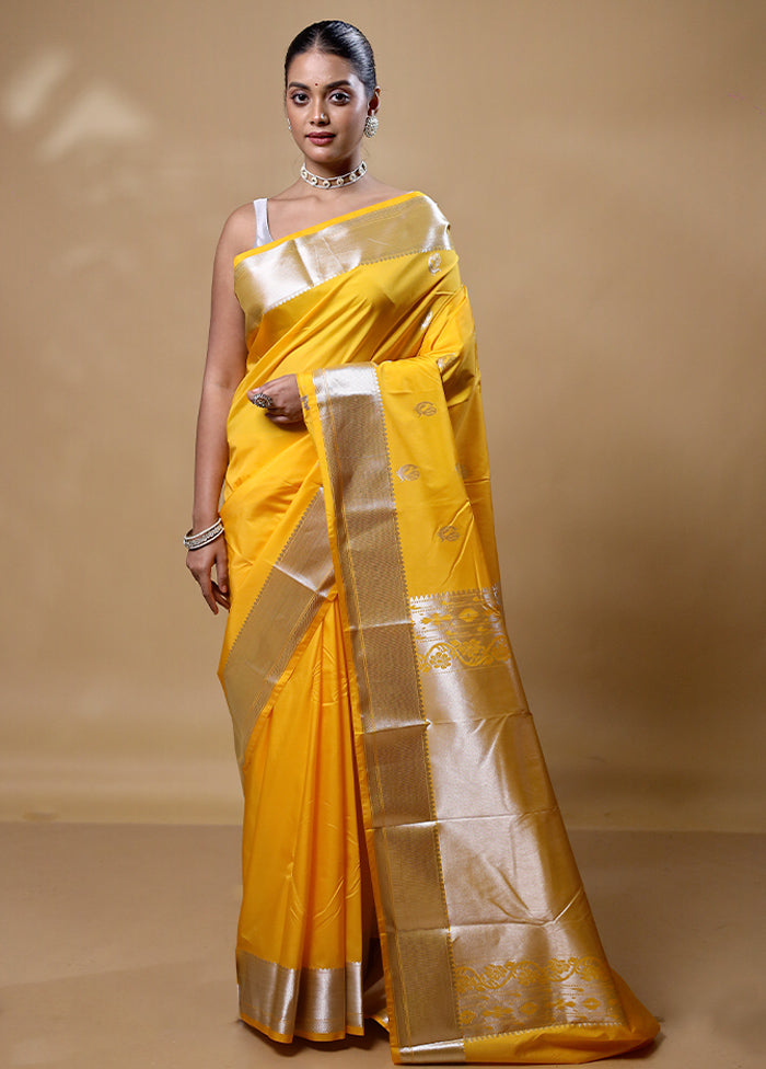 Yellow Kanjivaram Silk Saree With Blouse Piece