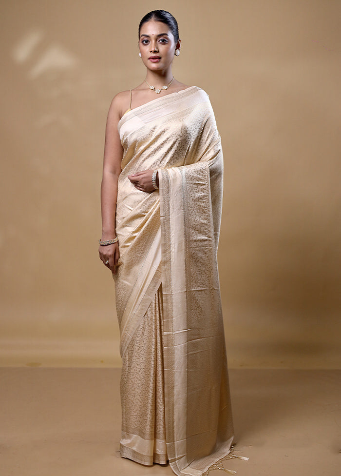 White Dupion Silk Saree With Blouse Piece