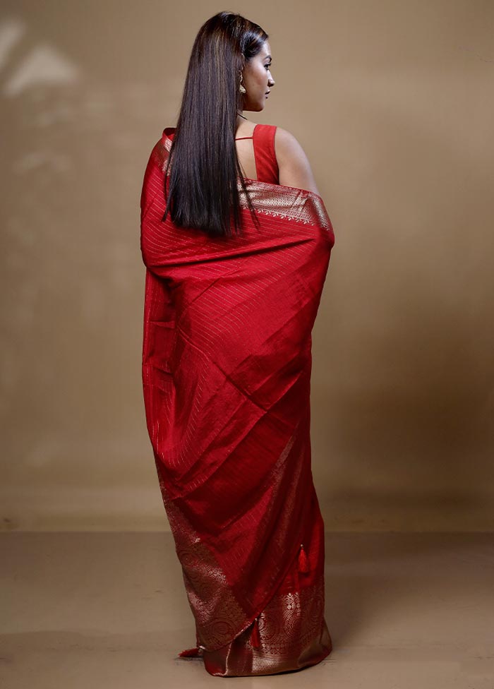 Red Dupion Silk Saree With Blouse Piece