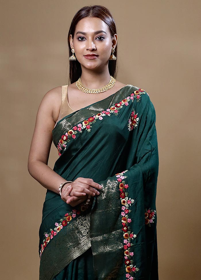 Green Dupion Silk Saree With Blouse Piece