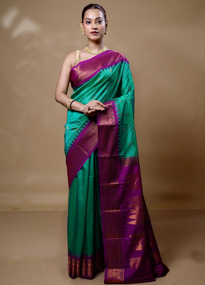 Green Kanjivaram Silk Saree With Blouse Piece