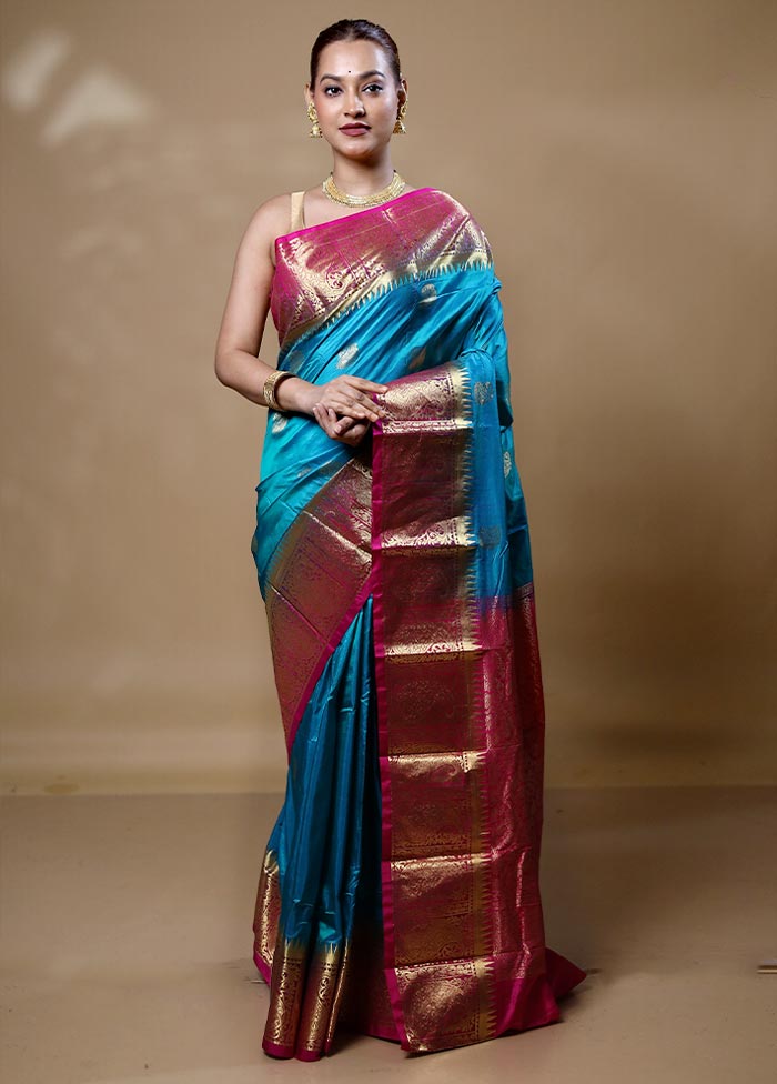 Blue Handloom Kanjivaram Pure Silk Saree With Blouse Piece