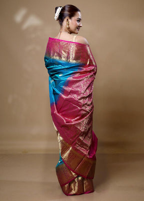 Blue Handloom Kanjivaram Pure Silk Saree With Blouse Piece