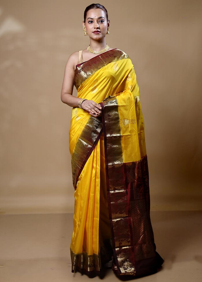 Yellow Handloom Kanjivaram Pure Silk Saree With Blouse Piece