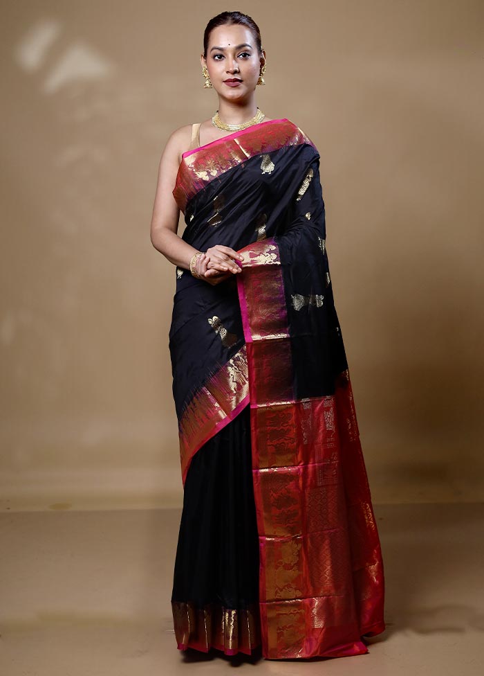 Black Handloom Kanjivaram Pure Silk Saree With Blouse Piece