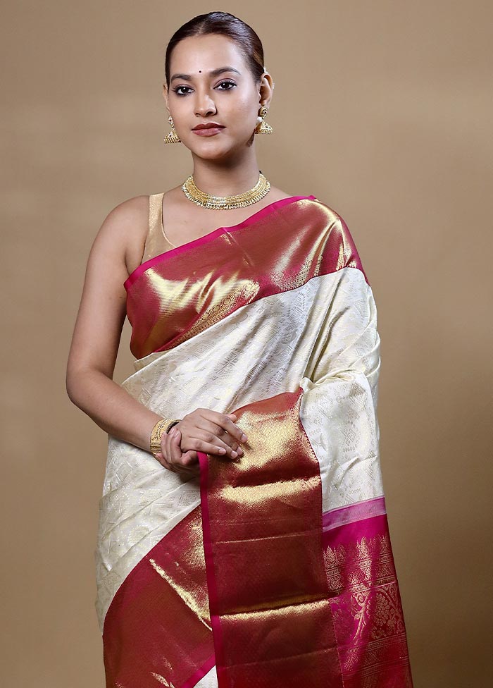 White Handloom Kanchipuram Pure Silk Saree With Blouse Piece