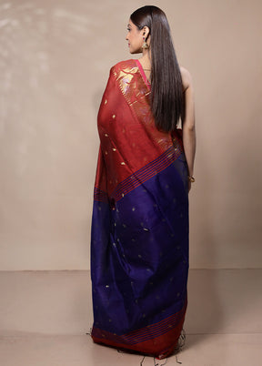 Red Khadi Cotton Saree With Blouse Piece