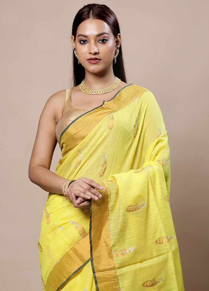 Yellow Khadi Cotton Saree With Blouse Piece