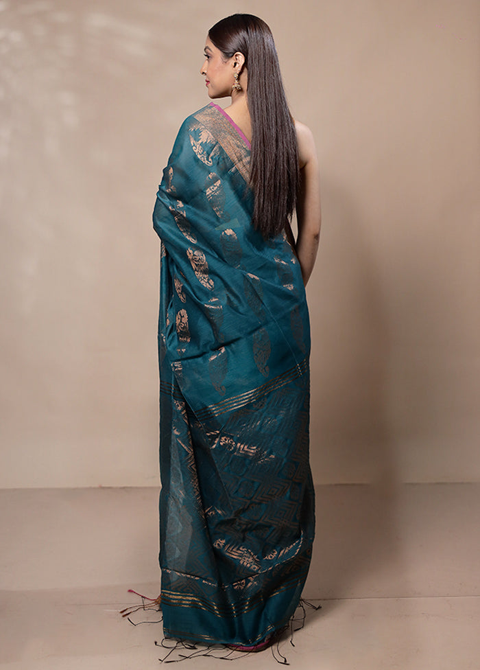 Green Khadi Cotton Saree With Blouse Piece