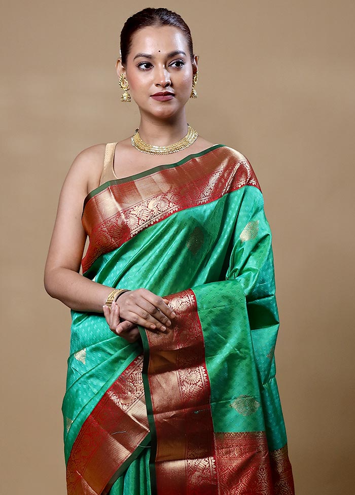 Green Handloom Kanchipuram Pure Silk Saree With Blouse Piece