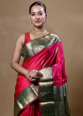 Pink Handloom Kanchipuram Pure Silk Saree With Blouse Piece