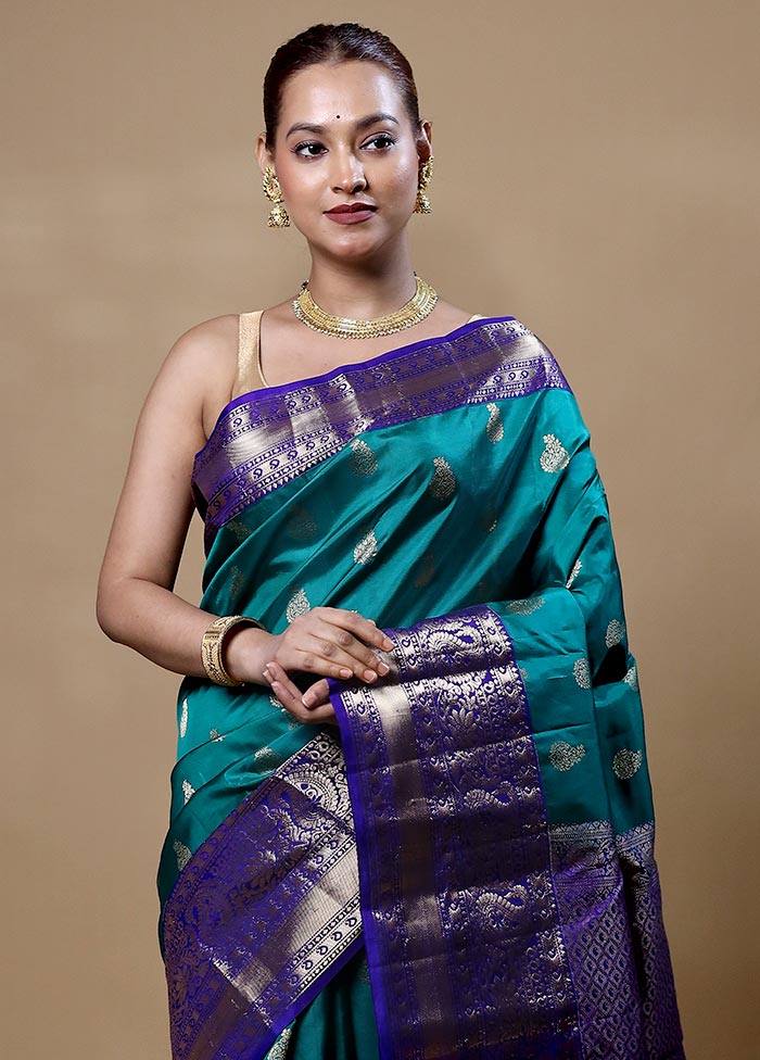 Green Handloom Kanchipuram Pure Silk Saree With Blouse Piece