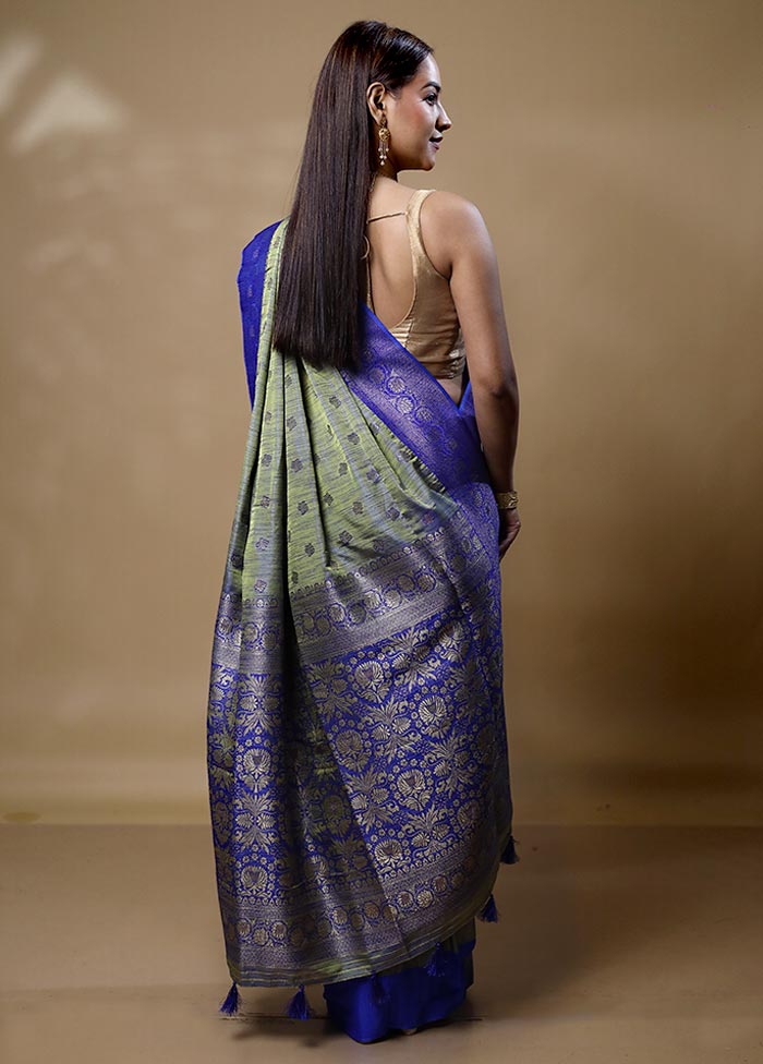 Green Dupion Silk Saree With Blouse Piece