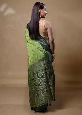 Green Dupion Silk Saree With Blouse Piece