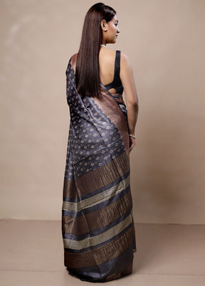 Grey Tussar Silk Saree With Blouse Piece