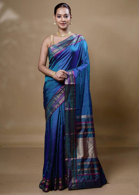 Blue Handloom Kanjivaram Pure Silk Saree With Blouse Piece